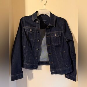 Like new: Classic Dark Blue Denim Jacket